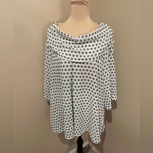 Yushi Tops - Yushi Off white, black & grey  Polka Dot Flowy Top cowl neck, size XL